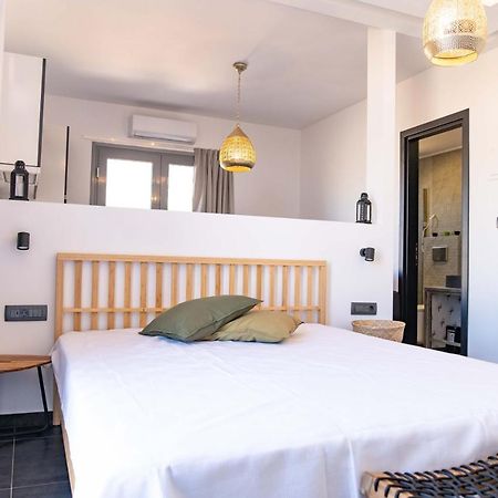 Beach Front Apartments 2-3-4 Elaionas  Екстериор снимка
