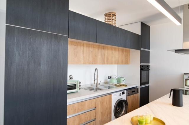 Beach Front Apartments 2-3-4 Elaionas  Екстериор снимка